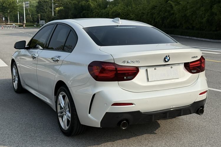Used BMW 1 Series 2023 120i M Sport Night Edition Exterior 4
