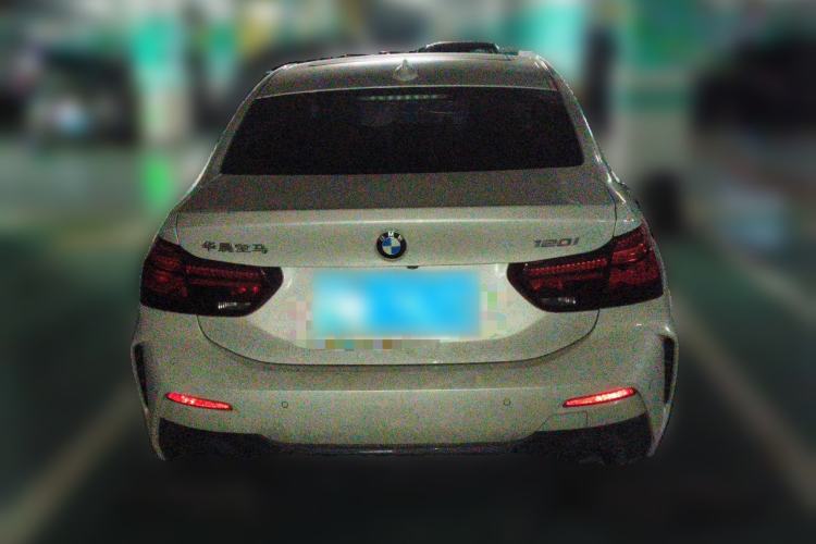 Used BMW 1 Series 2023 120i M Sport Night Edition Exterior 4