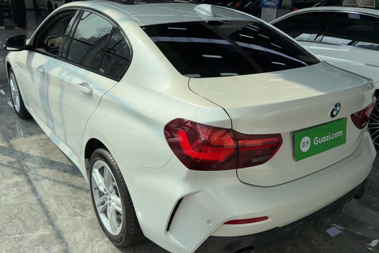 Used BMW 1 Series 2023 120i M Sport Night Edition Exterior 4