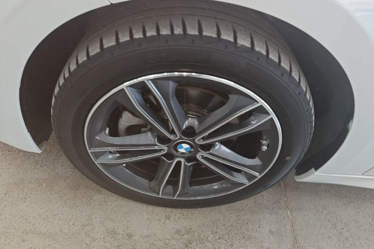 Used BMW 1 Series 2023 120i M Sport Edition Exterior 4