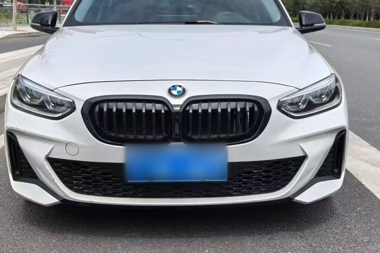 Used BMW 1 Series 2023 125i M Sport Night Edition Exterior 4