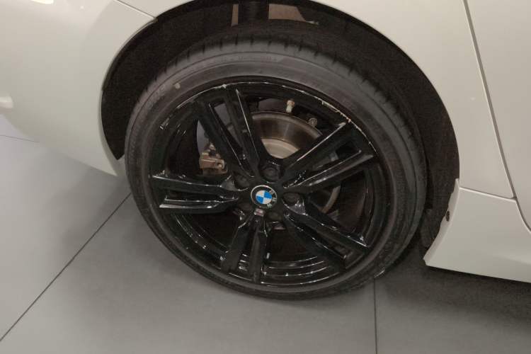 Used BMW 1 Series 2023 125i M Sport Night Edition Exterior 5
