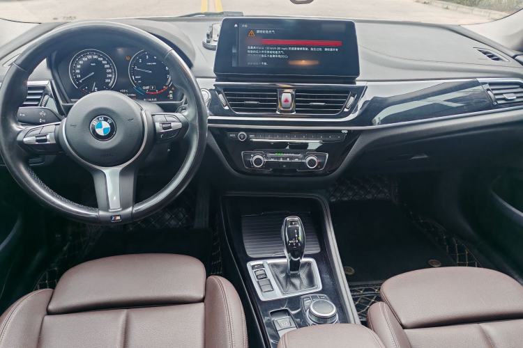 Used BMW 1 Series 2023 120i M Sport Night Edition Exterior 5