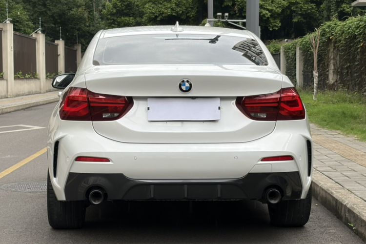 Used BMW 1 Series 2023 125i M Sport Night Edition Exterior 5