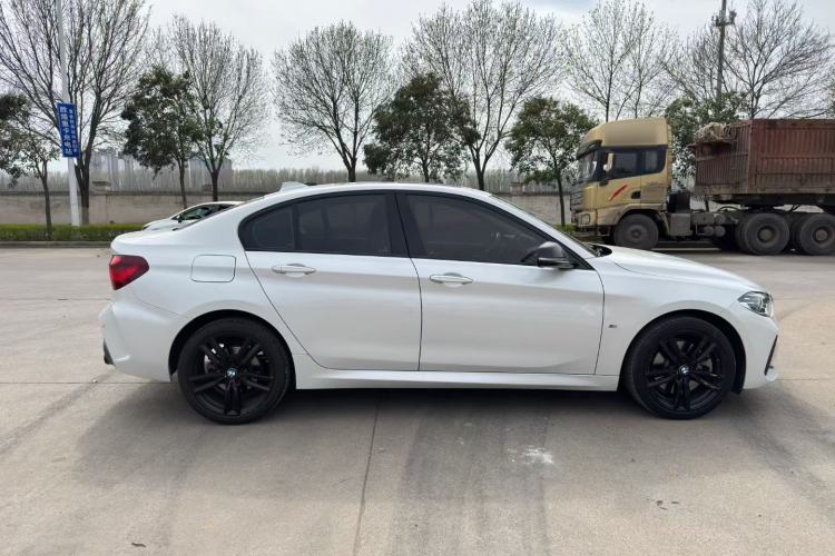 Used BMW 1 Series 2023 125i M Sport Night Edition Exterior 6