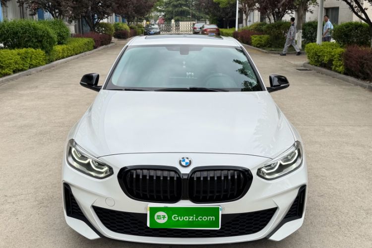 Used BMW 1 Series 2023 125i M Sport Night Edition Exterior 6