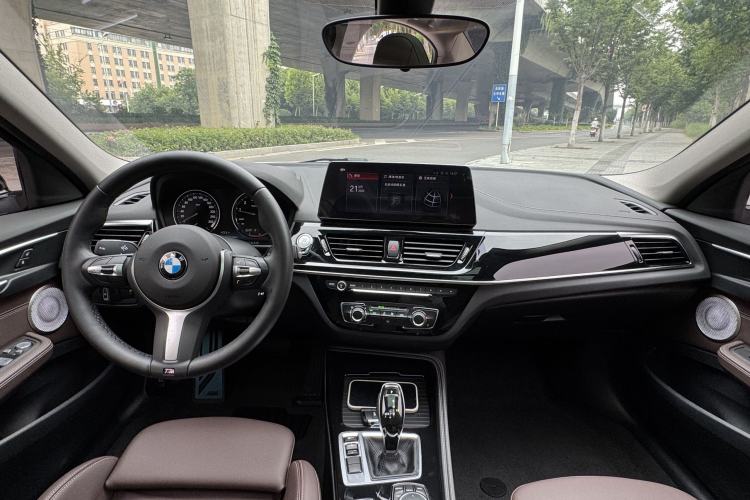 Used BMW 1 Series 2023 125i M Sport Night Edition Exterior 6