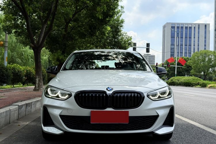 Used BMW 1 Series 2023 125i M Sport Night Edition Exterior 7