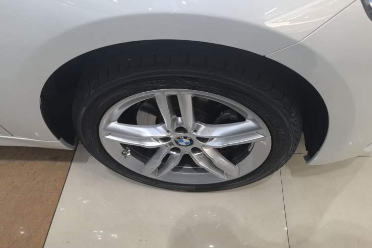 Used BMW 1 Series 2023 120i M Sport Night Edition Exterior 8