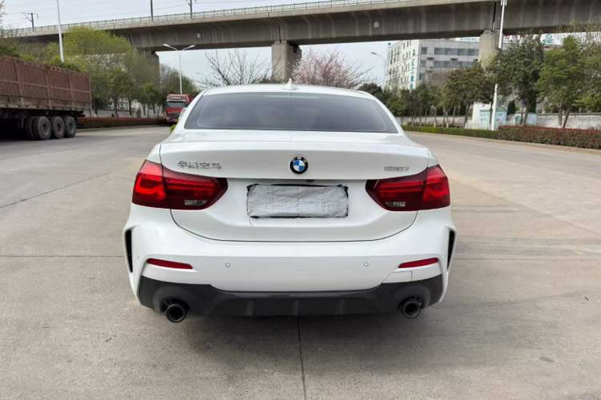 Used BMW 1 Series 2023 125i M Sport Night Edition Exterior 8