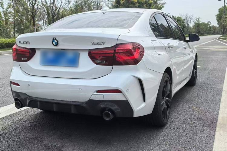 Used BMW 1 Series 2023 125i M Sport Night Edition Exterior 8