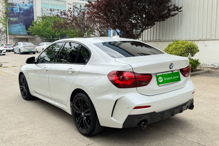 Used BMW 1 Series 2023 125i M Sport Night Edition Exterior 9