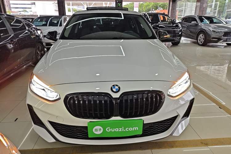 Used BMW 1 Series 2023 125i M Sport Night Edition Front
