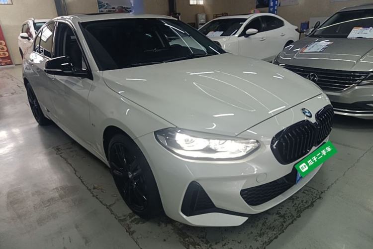 Used BMW 1 Series 2023 125i M Sport Night Edition Front Right 45 Deg