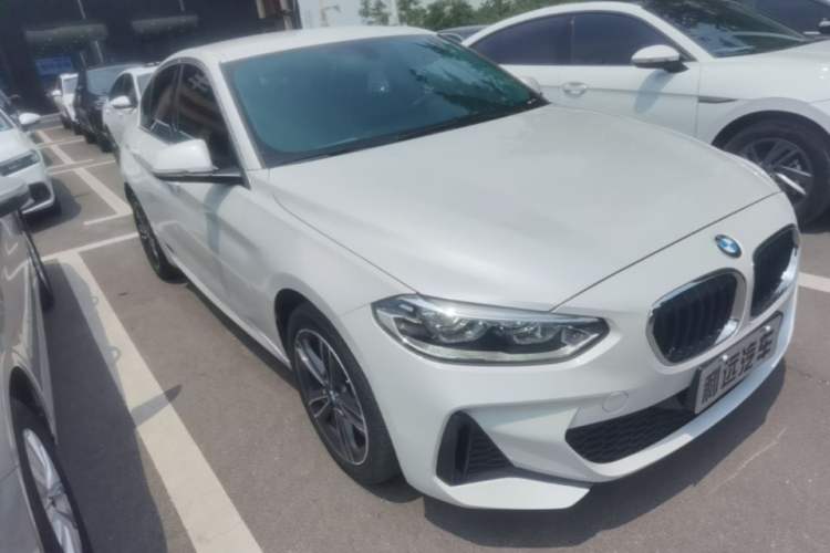Used BMW 1 Series 2023 120i M Sport Edition Front Right 45 Deg