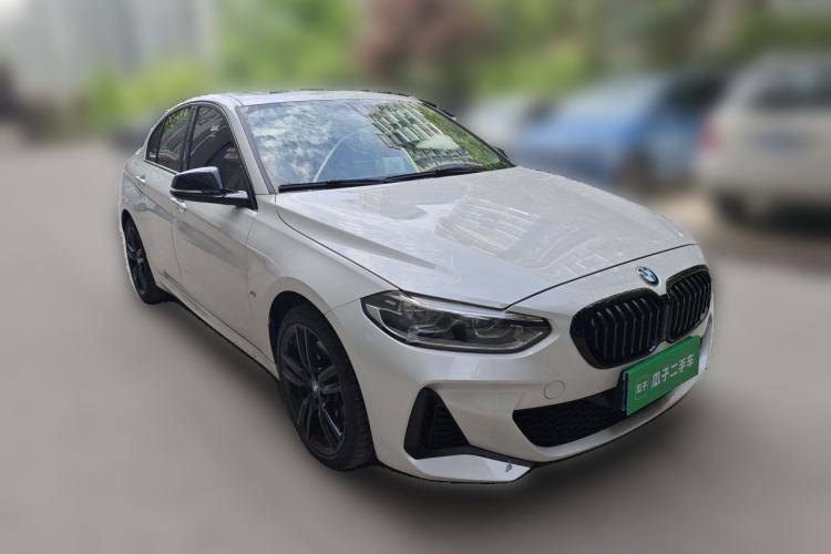 Used BMW 1 Series 2023 125i M Sport Night Edition Front Right 45 Deg