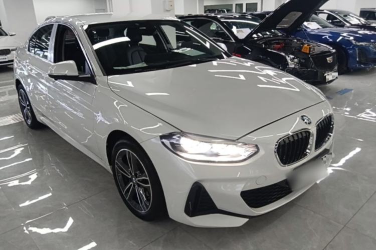 Used BMW 1 Series 2023 120i M Sport Edition Front Right 45 Deg