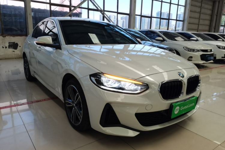 Used BMW 1 Series 2023 120i M Sport Edition Front Right 45 Deg