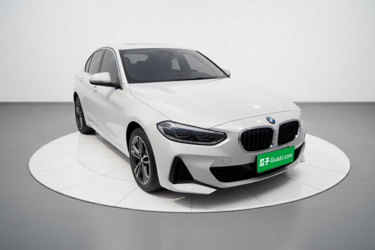Used BMW 1 Series 2023 120i M Sport Edition Front Right 45 Deg