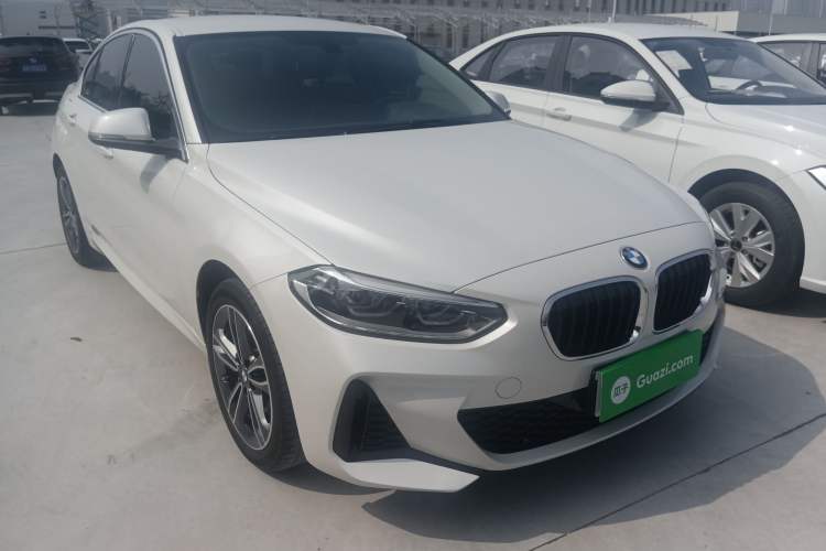 Used BMW 1 Series 2023 120i M Sport Edition Front Right 45 Deg