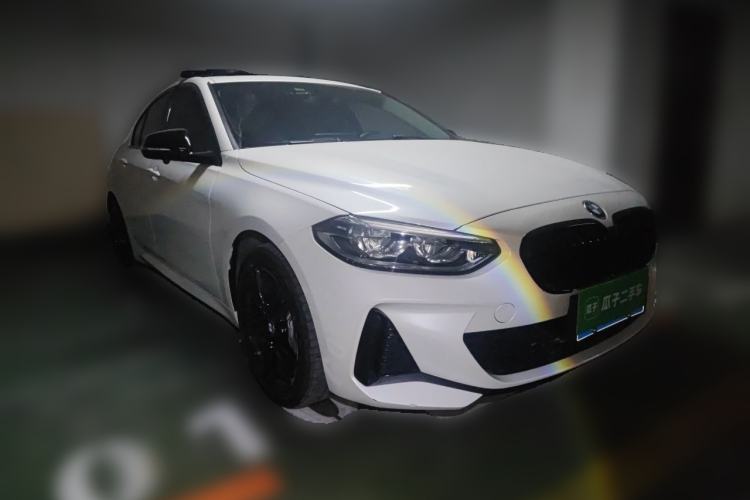 Used BMW 1 Series 2023 125i M Sport Night Edition Front Right 45 Deg