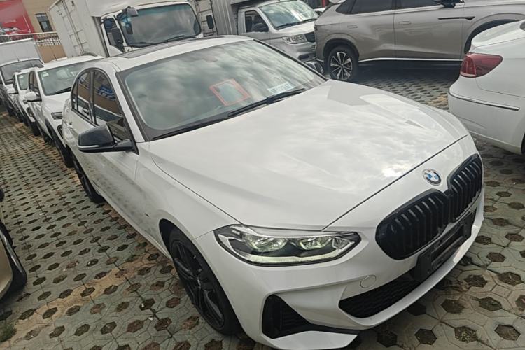 Used BMW 1 Series 2023 125i M Sport Night Edition Front Right 45 Deg
