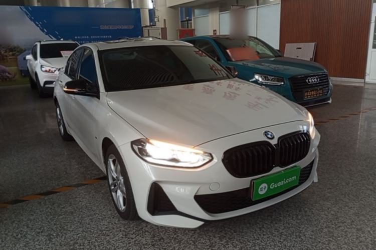 Used BMW 1 Series 2023 120i M Sport Night Edition Front Right 45 Deg
