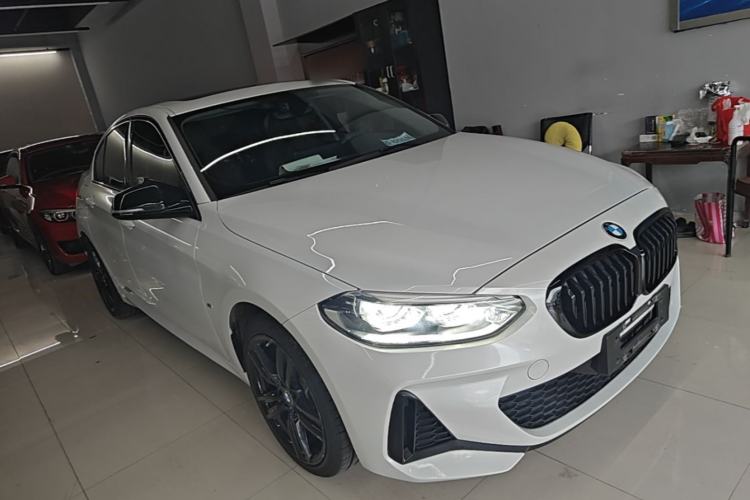 Used BMW 1 Series 2023 125i M Sport Night Edition Front Right 45 Deg