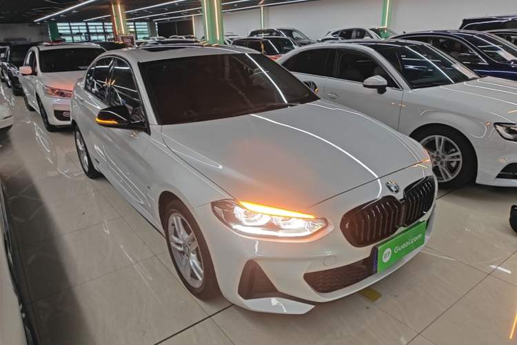 Used BMW 1 Series 2023 120i M Sport Night Edition Front Right 45 Deg