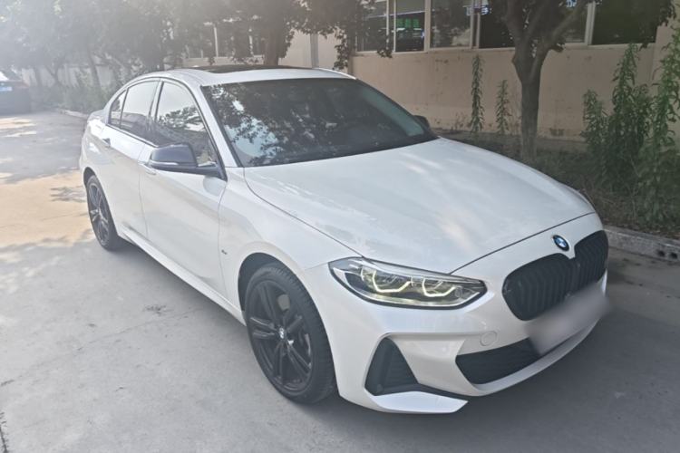 Used BMW 1 Series 2023 125i M Sport Night Edition Front Right 45 Deg