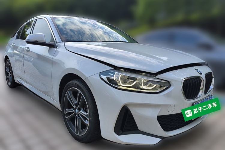 Used BMW 1 Series 2023 120i M Sport Edition Front Right 45 Deg