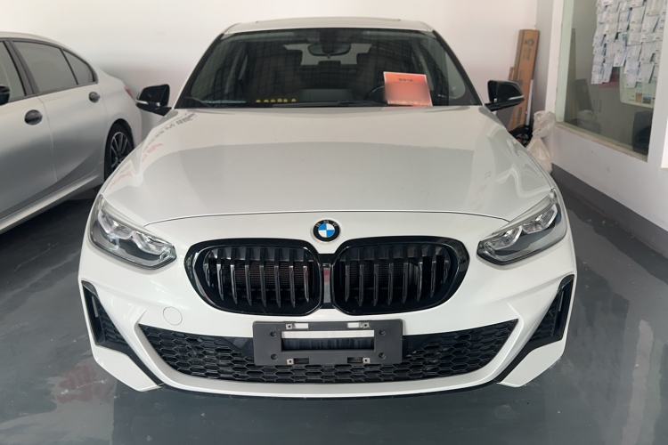 Used BMW 1 Series 2023 125i M Sport Night Edition Front