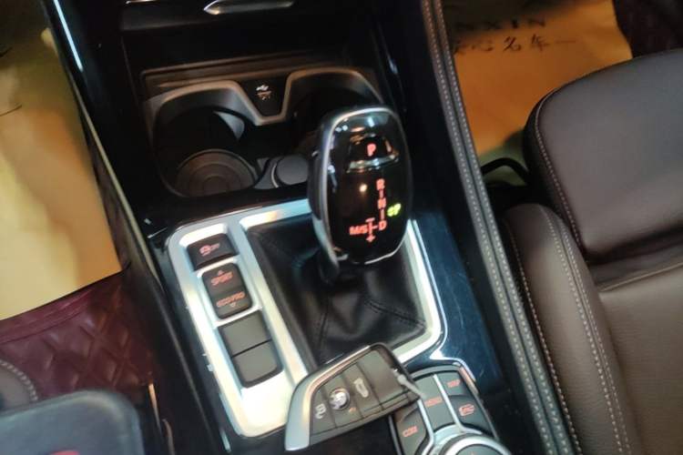Used BMW 1 Series 2023 120i M Sport Night Edition Gear Lever