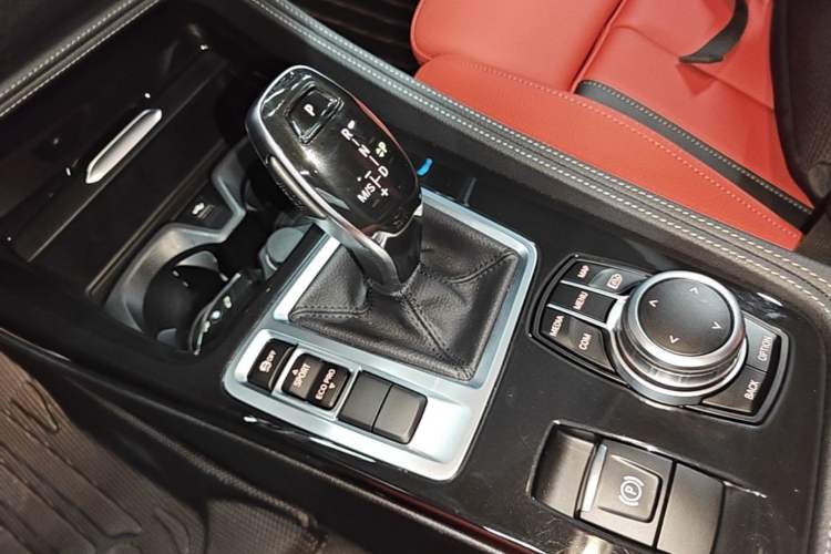 Used BMW 1 Series 2023 125i M Sport Night Edition Gear Lever