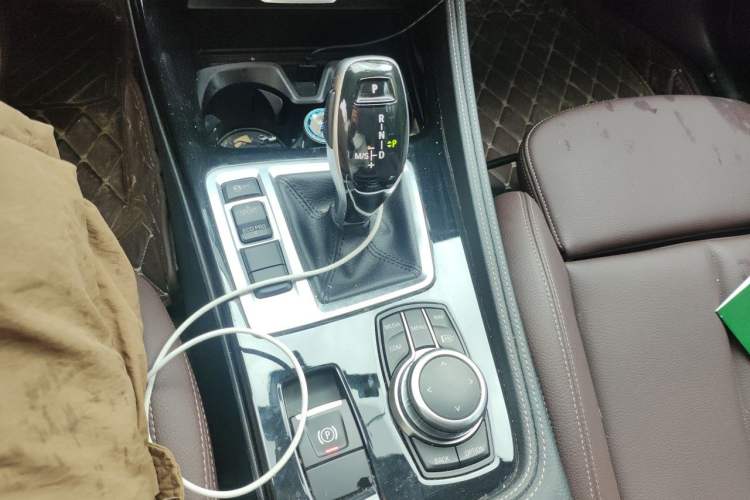Used BMW 1 Series 2023 120i M Sport Night Edition Gear Lever
