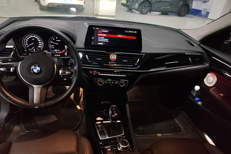 Used BMW 1 Series 2023 125i M Sport Night Edition Gear Lever