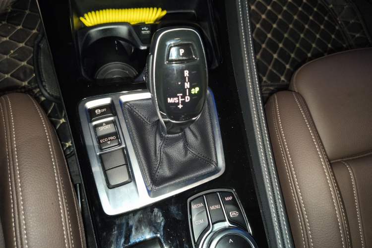 Used BMW 1 Series 2023 125i M Sport Night Edition Gear Lever