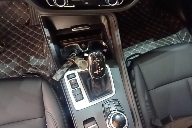 Used BMW 1 Series 2023 120i M Sport Edition Gear Lever