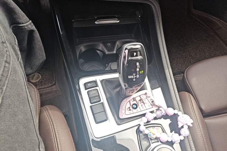 Used BMW 1 Series 2023 120i M Sport Night Edition Gear Lever