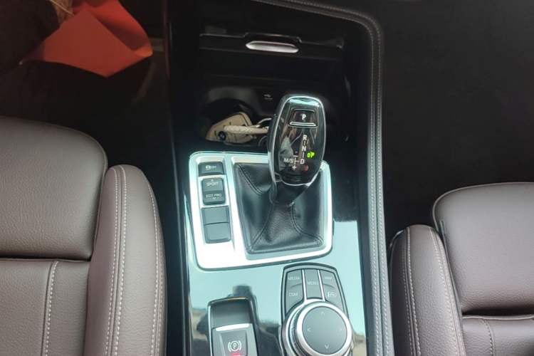 Used BMW 1 Series 2023 125i M Sport Night Edition Gear Lever