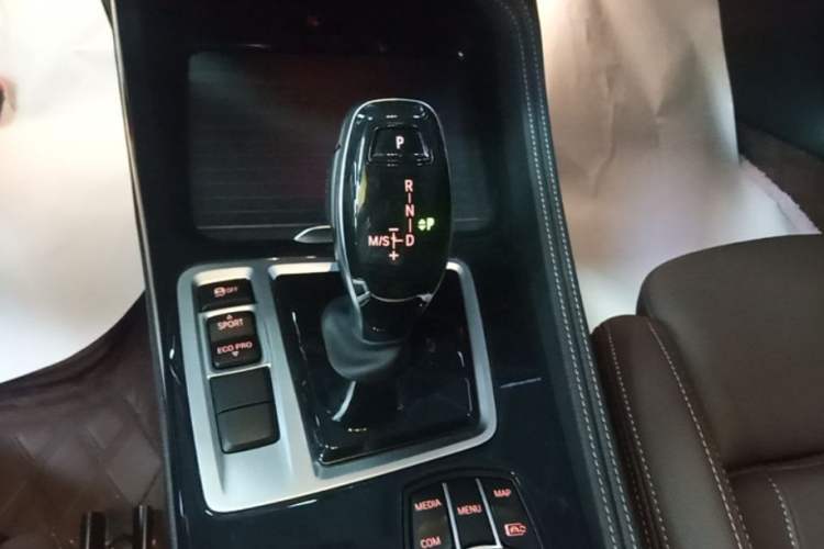 Used BMW 1 Series 2023 125i M Sport Night Edition Gear Lever