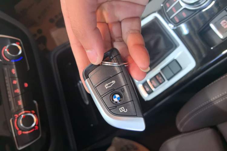 Used BMW 1 Series 2023 120i M Sport Night Edition Interior 1