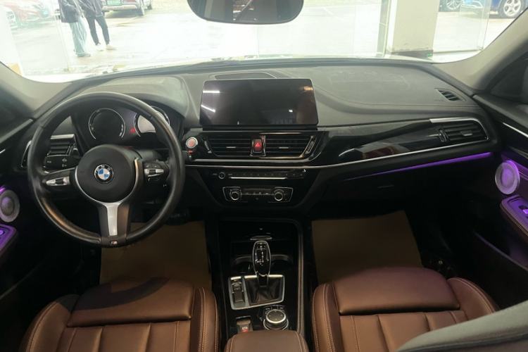 Used BMW 1 Series 2023 125i M Sport Night Edition Interior 1