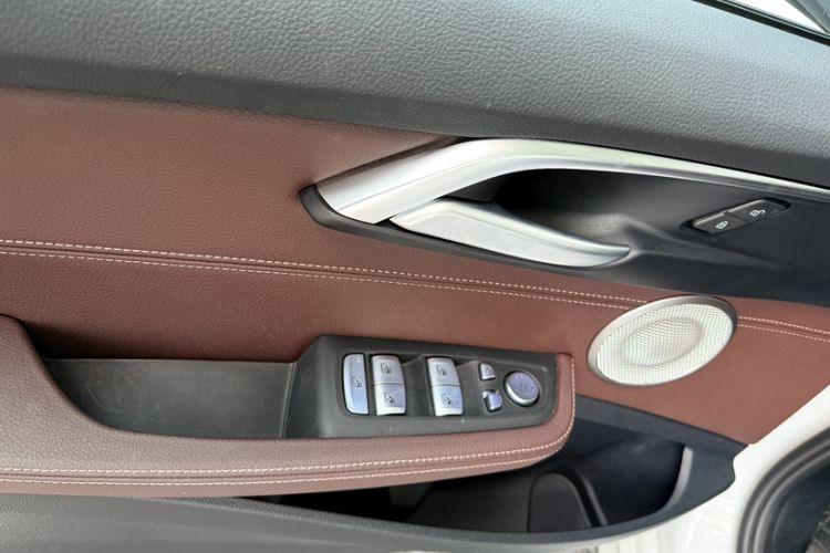 Used BMW 1 Series 2023 125i M Sport Night Edition Interior 1