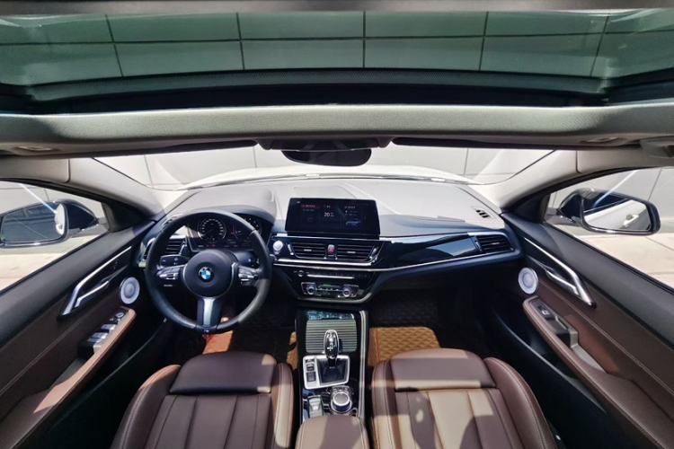 Used BMW 1 Series 2023 125i M Sport Night Edition Interior 1