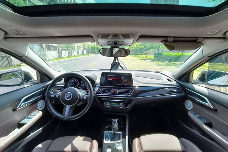 Used BMW 1 Series 2023 125i M Sport Night Edition Interior 1