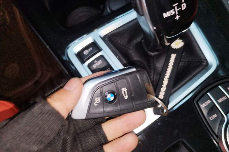 Used BMW 1 Series 2023 125i M Sport Night Edition Interior 1