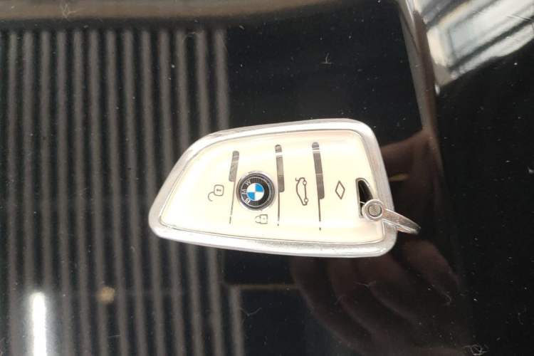 Used BMW 1 Series 2023 125i M Sport Night Edition Interior 1