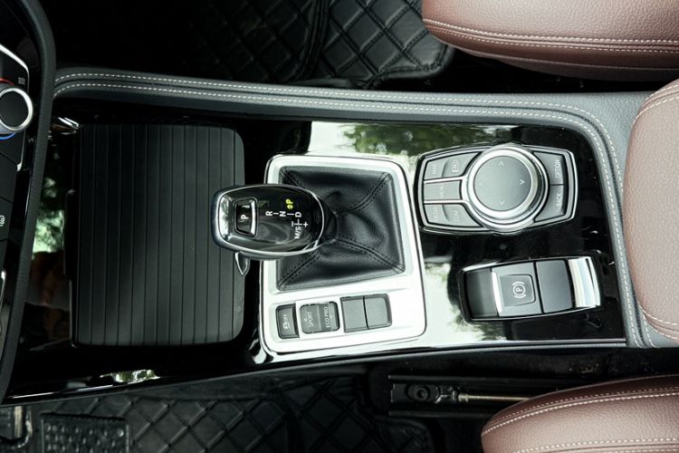 Used BMW 1 Series 2023 125i M Sport Night Edition Interior 10
