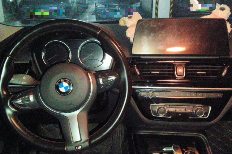 Used BMW 1 Series 2023 120i M Sport Night Edition Interior 2